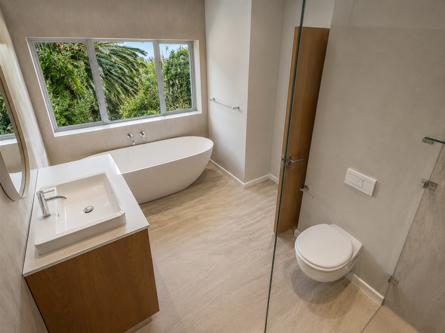 5 Bedroom Property for Sale in Camps Bay Western Cape